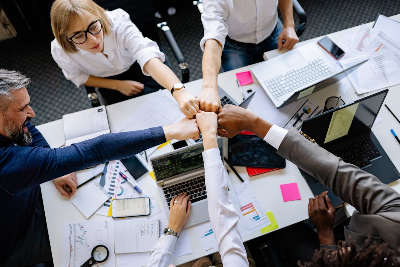 compétitivité avantage-entrepreneur anonyme-strategie des fractales
