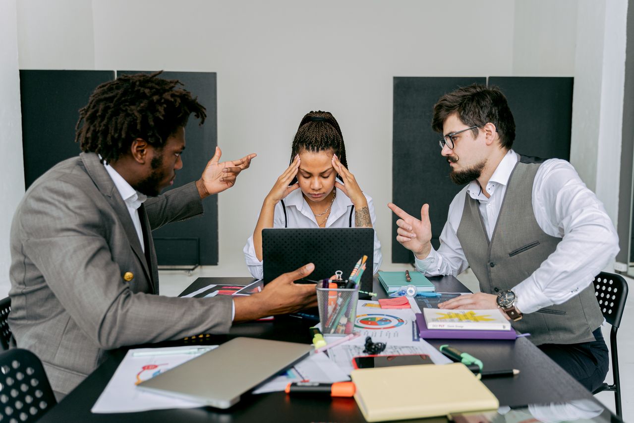 conflit entre associés-entrepreneur anonyme-strategie des fractales