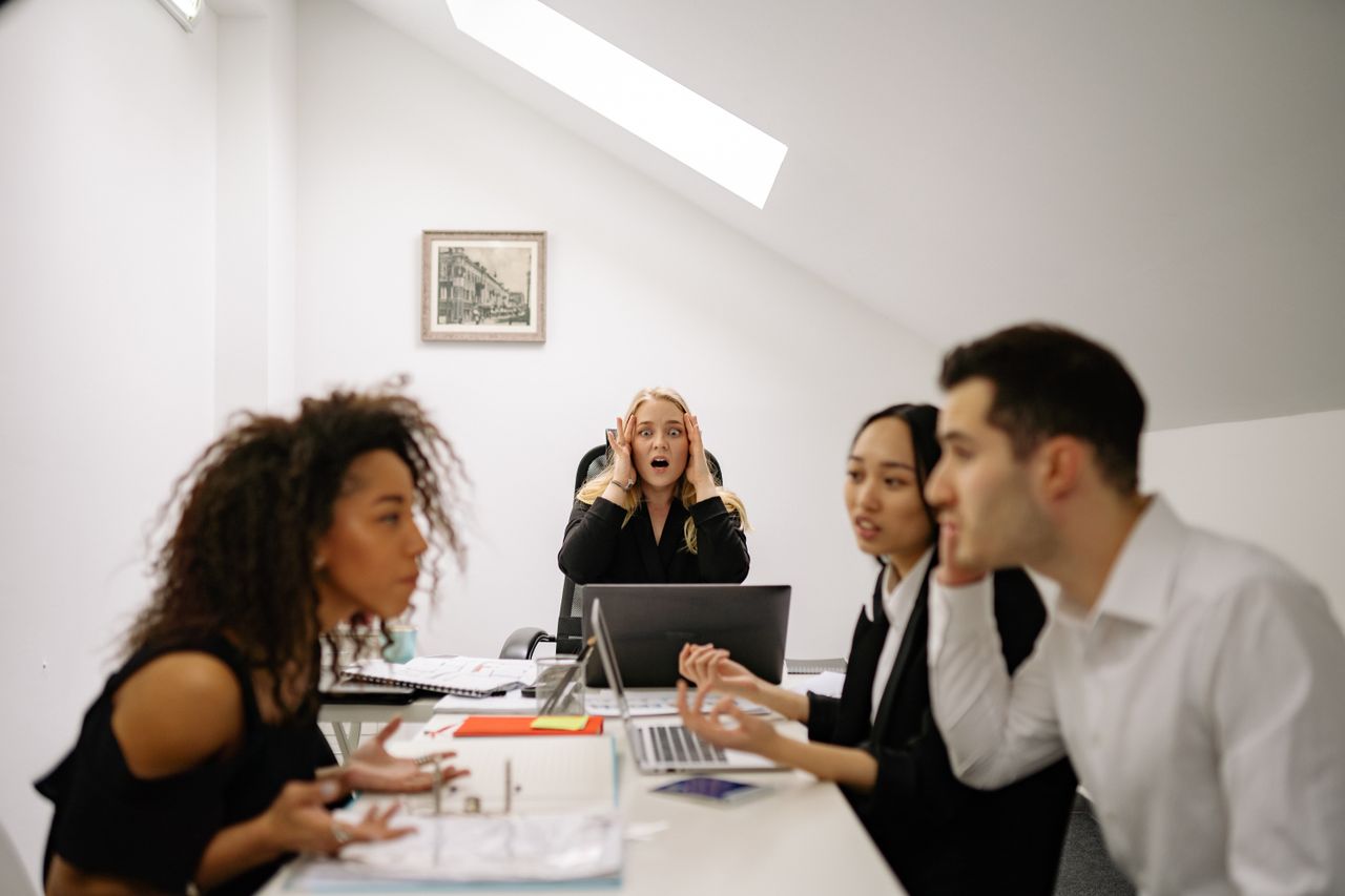 salarié toxique entreprise-entrepreneur anonyme-strategie des fractales