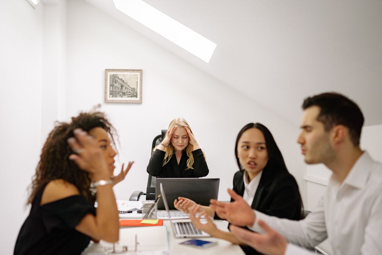 salarié toxique entreprise-entrepreneur anonyme-strategie des fractales