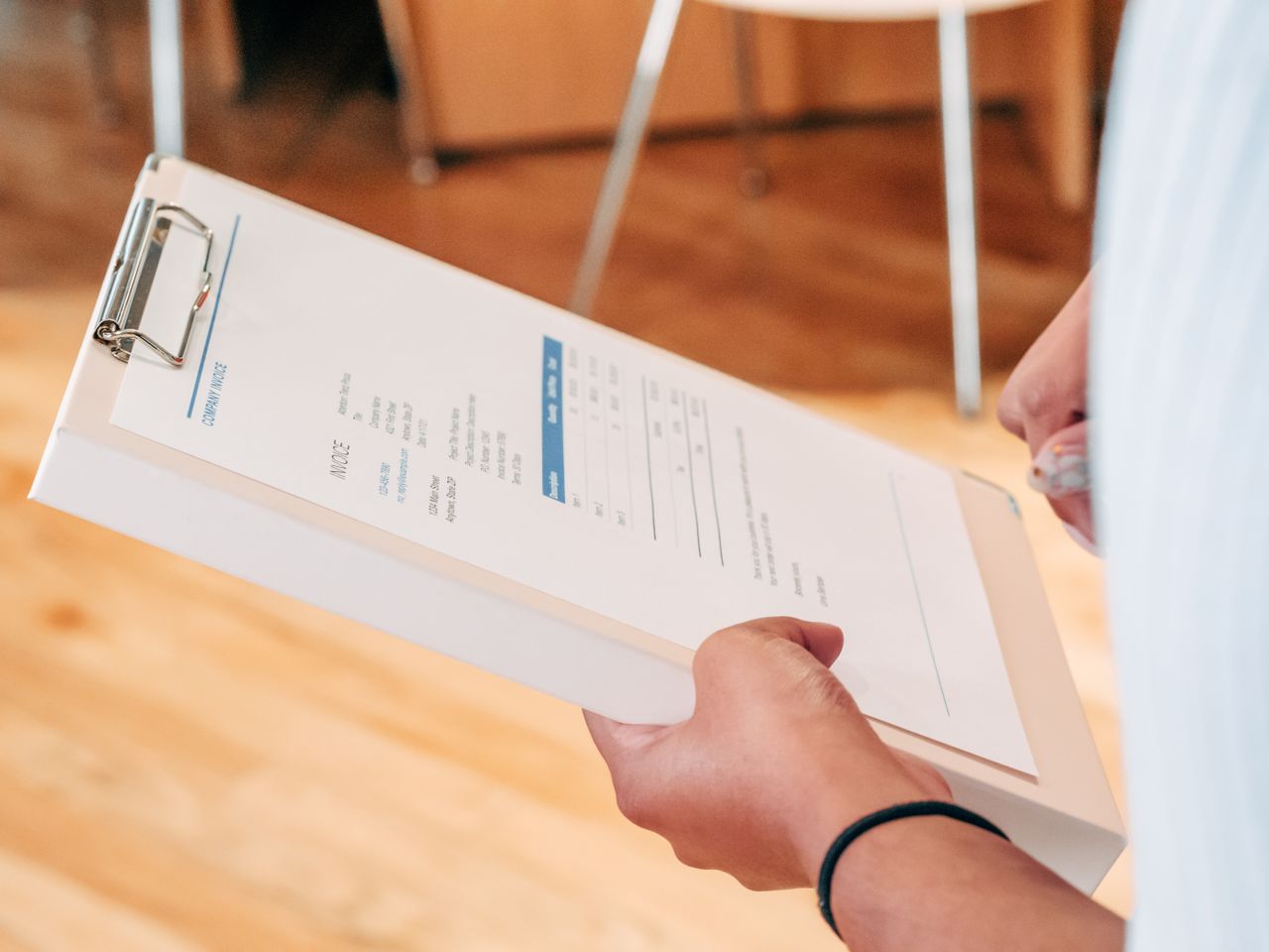 facturer clients étrangers