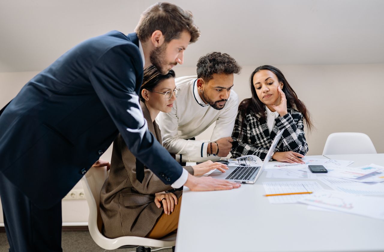 management à distance équipe-strategie des fractales