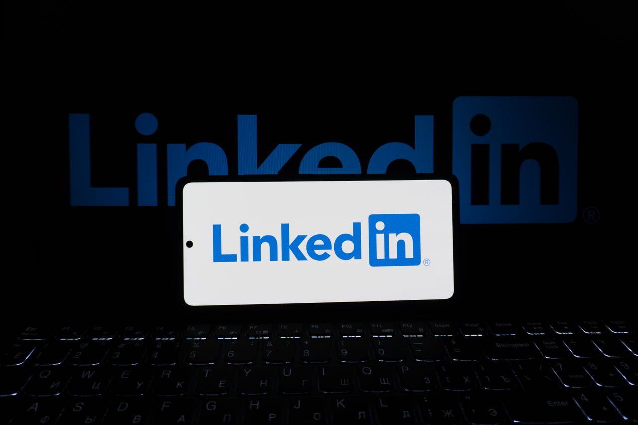 linkedin outreach entrepreneur