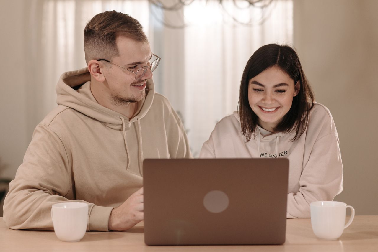 couple qui entreprend ensemble-Entrepreneur Anonyme Stratégie des Fractales