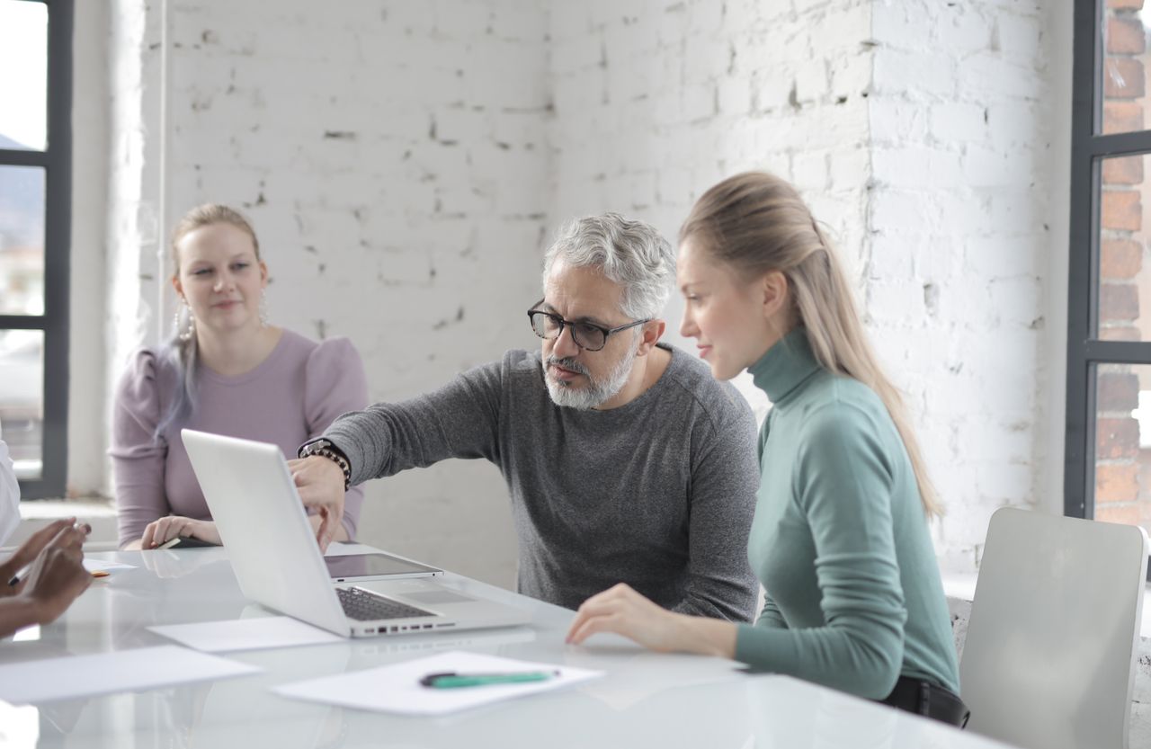 senior advisor board startup-Entrepreneur Anonyme Stratégie des Fractales