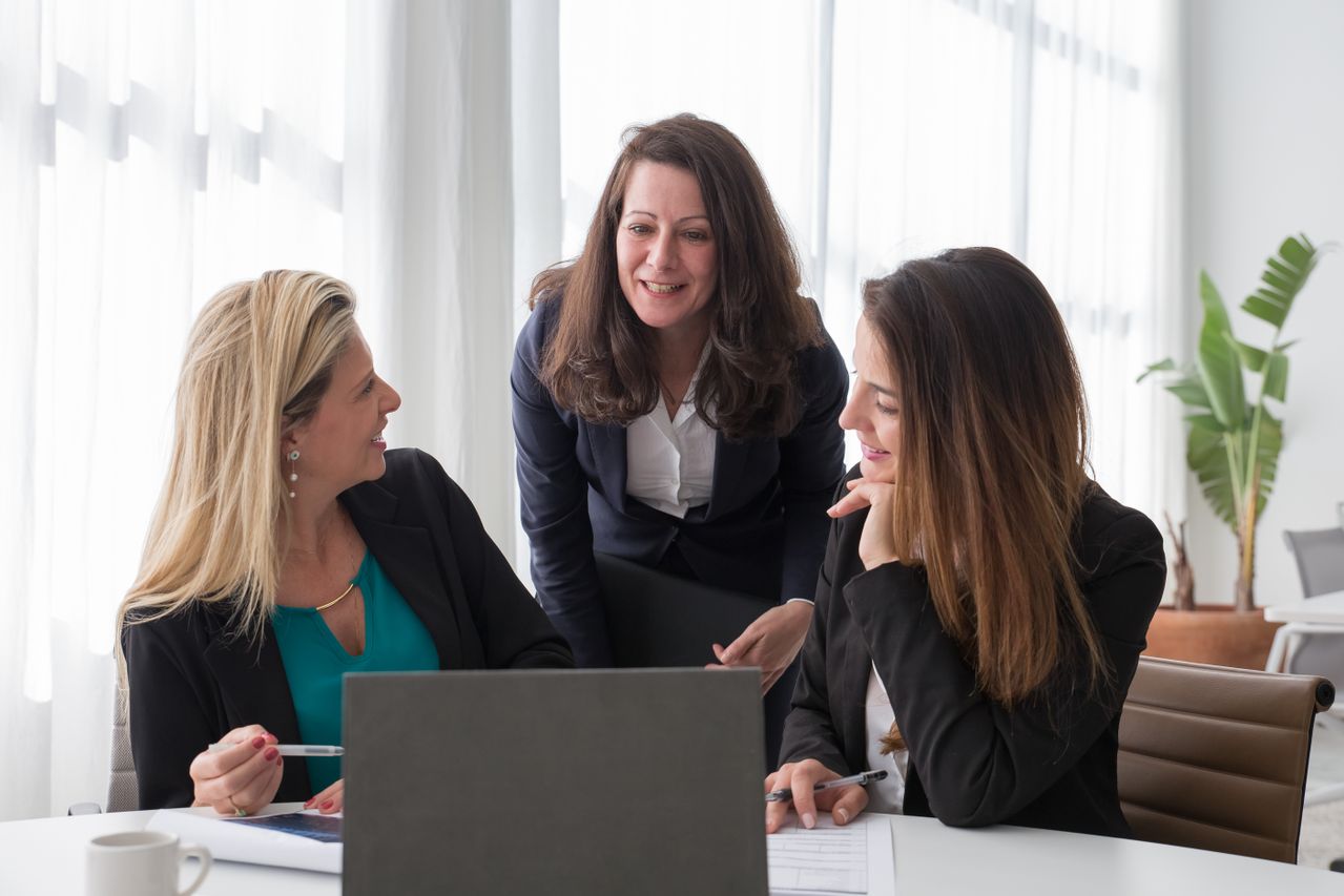 stagiaire encadrer valoriser-Entrepreneur Anonyme Stratégie des Fractales