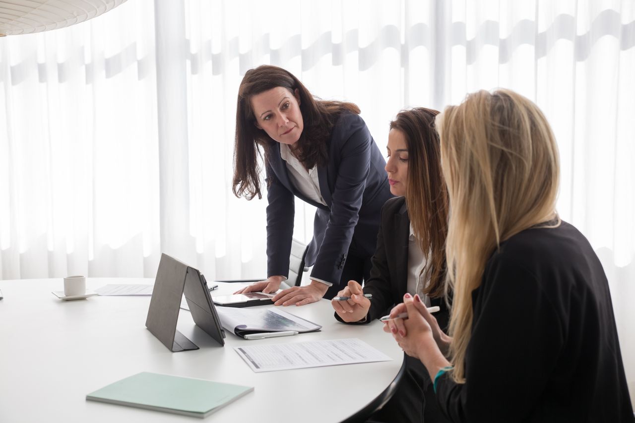 stagiaire encadrer valoriser-Entrepreneur Anonyme Stratégie des Fractales