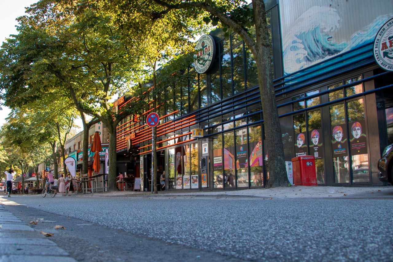 business local quartier-Entrepreneur Anonyme Stratégie des Fractales