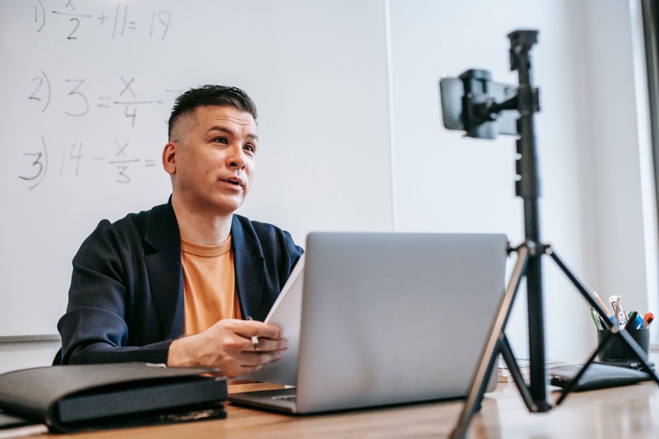 cours particuliers en ligne lancer-Entrepreneur Anonyme Stratégie des Fractales