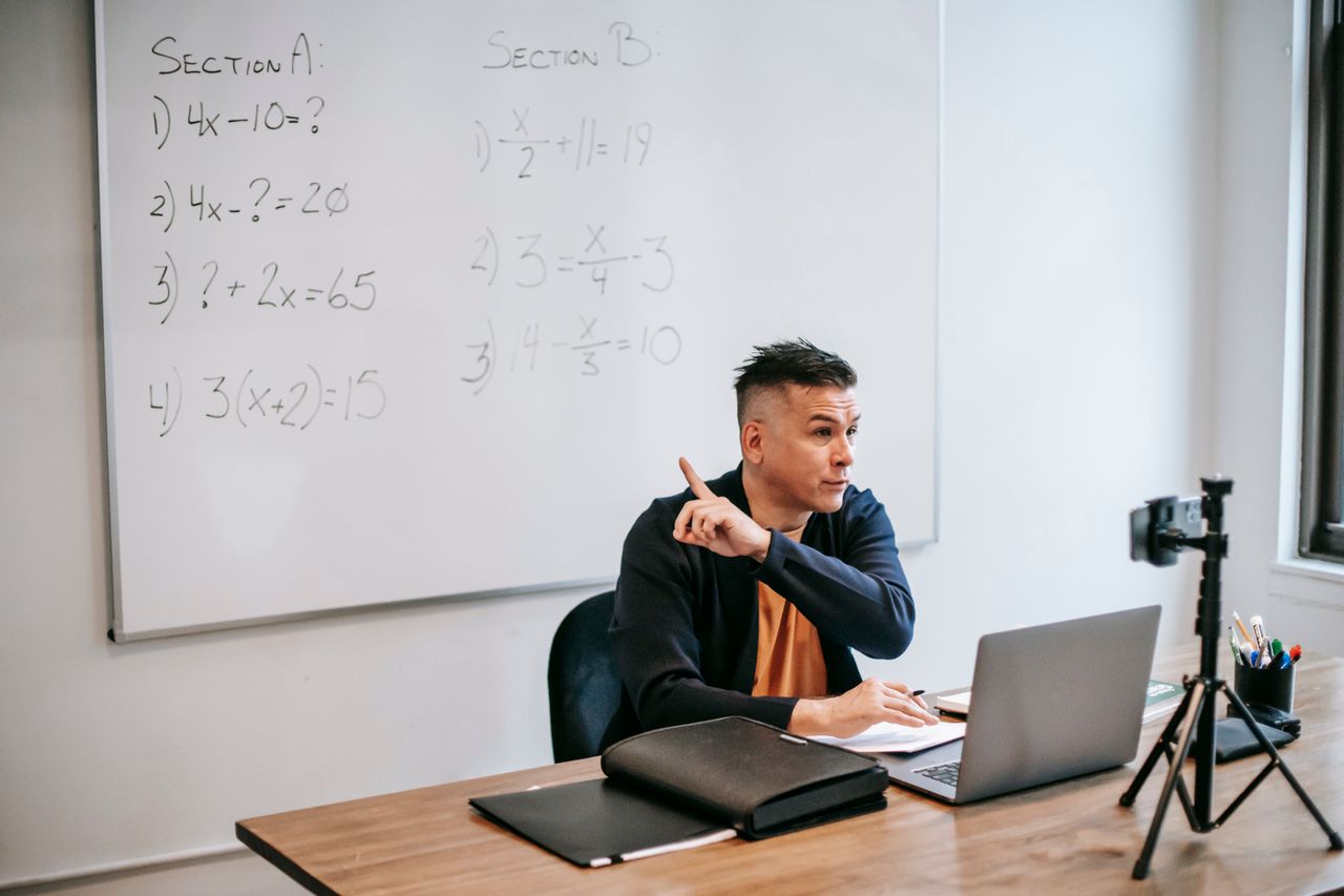 cours particuliers en ligne lancer-Entrepreneur Anonyme Stratégie des Fractales