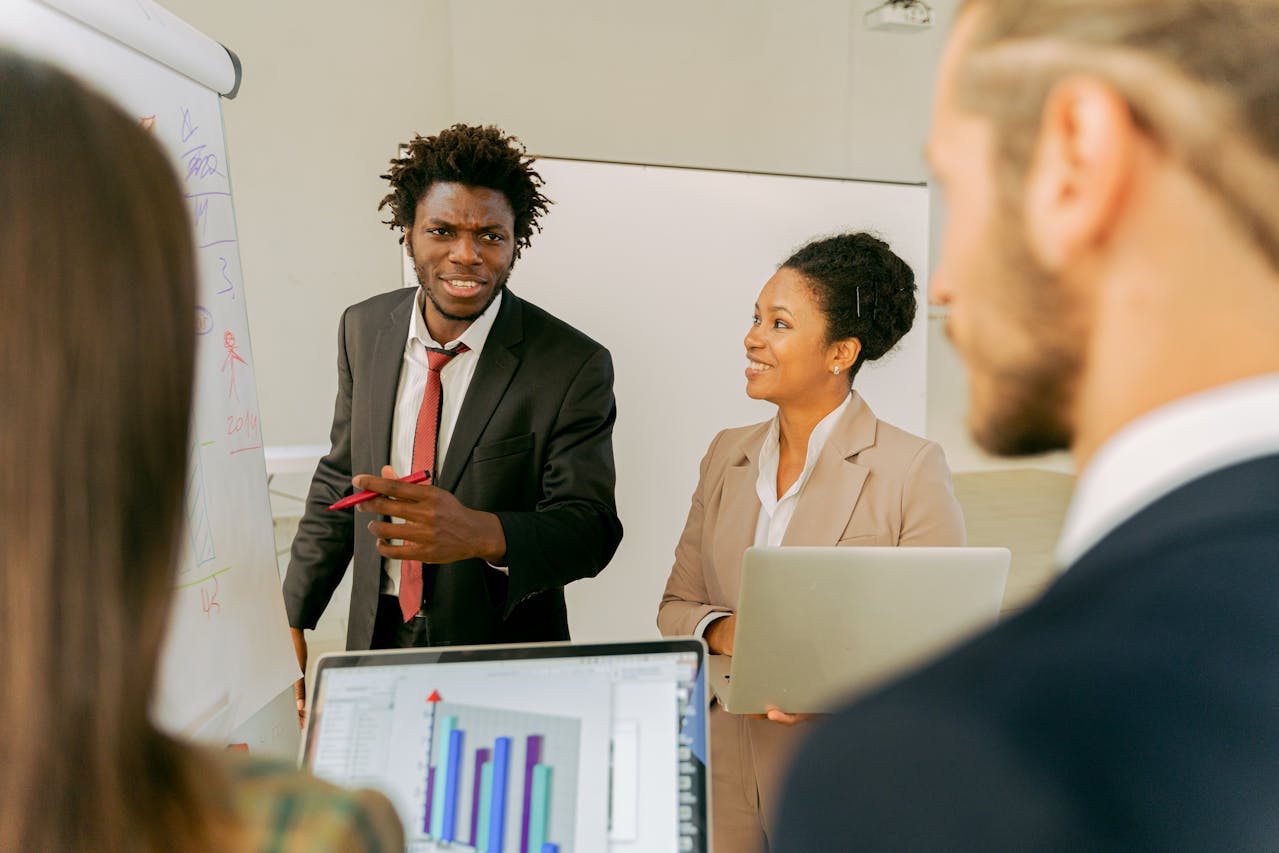 Stratégie Entreprise PME 2026 : Rendez Votre PME Antifragile avec les Fractales