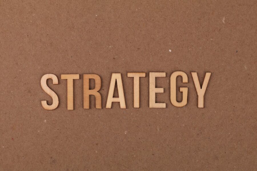 entreprise dominante stratégie-entrepreneur anonyme-strategie des fractales
