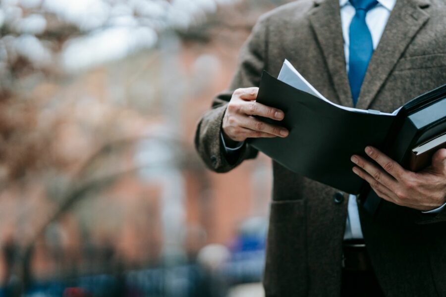 propriété intellectuelle entreprise protéger-entrepreneur anonyme-strategie des fractales