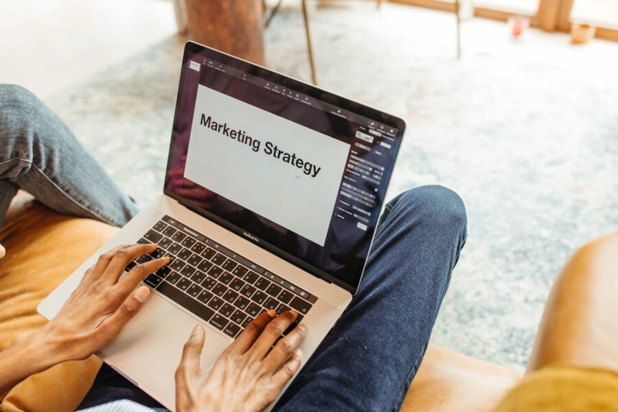 stratégie marketing digital entrepreneur-entrepreneur anonyme-strategie des fractales