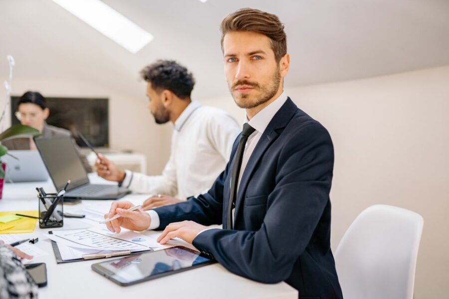 travailler sur son entreprise-entrepreneur anonyme-strategie des fractales