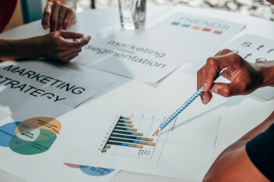 B2B vs B2C choisir stratégie-strategie des fractales
