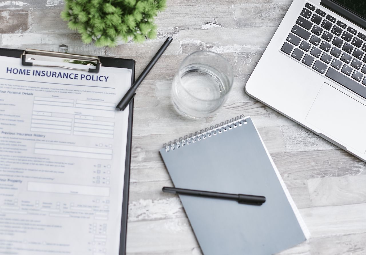 assurance professionnelle entrepreneur — couvertures indispensables selon le profil d'activité — Entrepreneur Anonyme