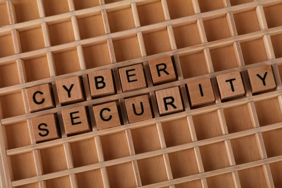 cybersécurité PME essentiel-strategie des fractales
