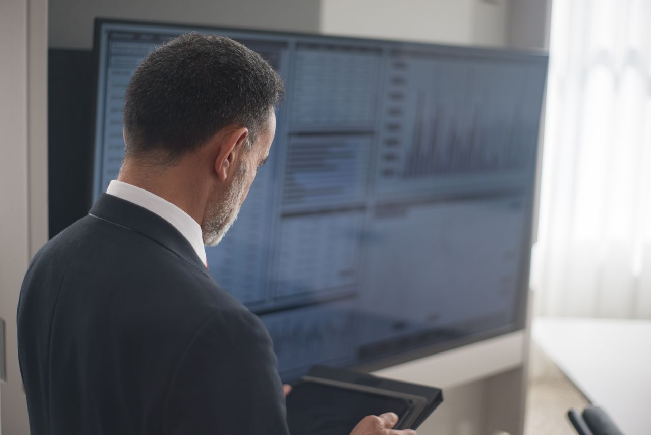 Intelligence Économique pour PME : Surveiller Ses Marchés et Concurrents