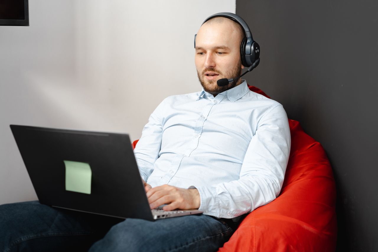 Témoignages Vidéo Clients : Comment les Obtenir et les Utiliser pour Vendre