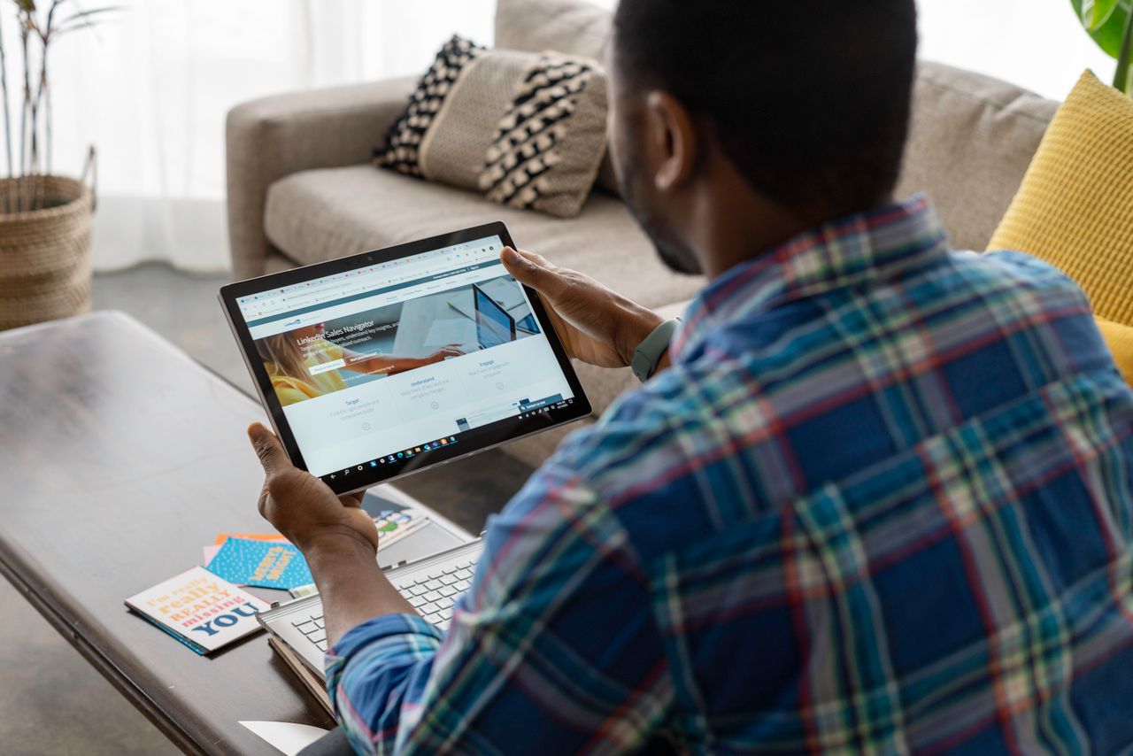 LinkedIn Creator : Comment Construire une Audience B2B qui Génère des Contrats