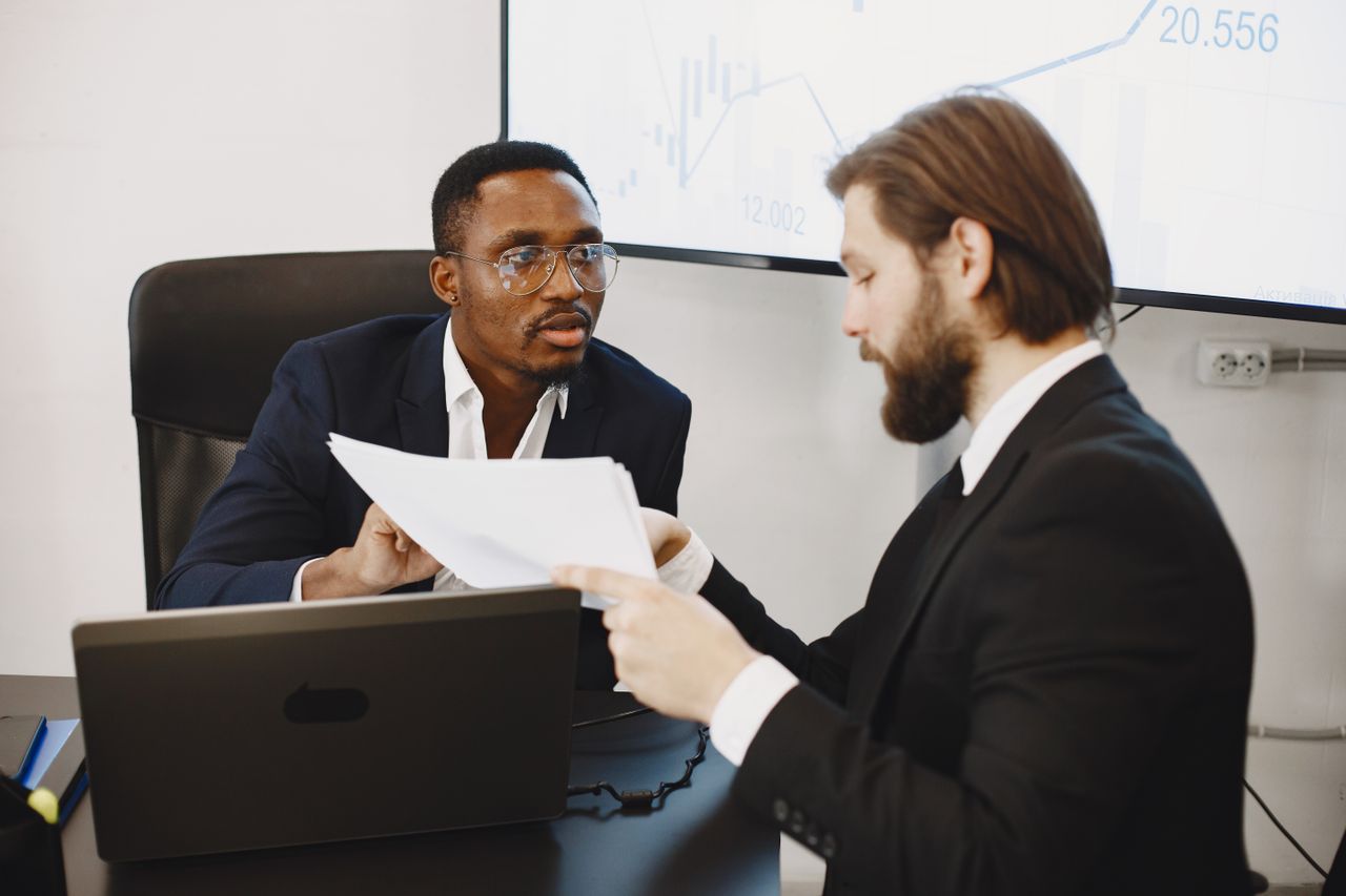 Clause Earn-Out : Comment la Négocier pour Protéger Ses Intérêts