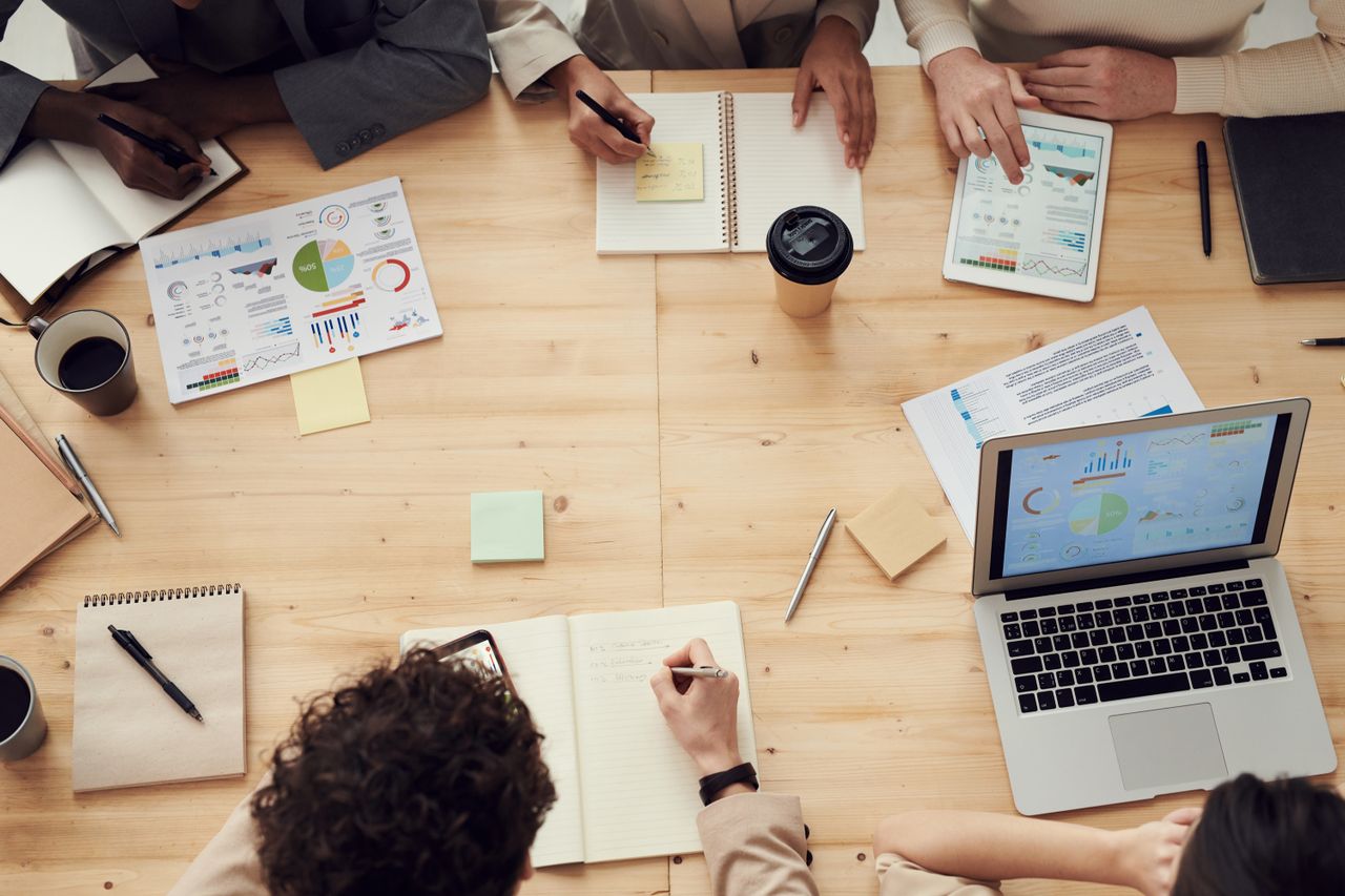 Consultant Stratégique Indépendant : Comment Positionner et Vendre Son Expertise