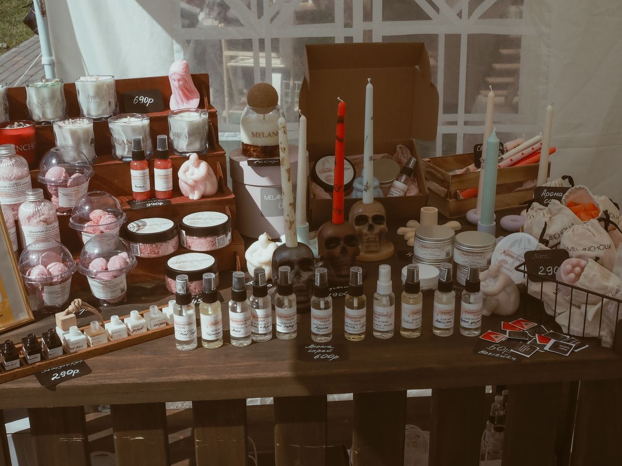 Pop-Up Store : Comment Tester un Marché Physique Sans Bail Long Terme