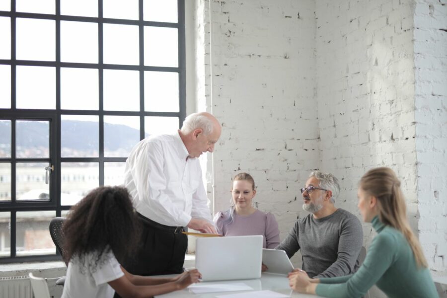 senior advisor board startup-Entrepreneur Anonyme Stratégie des Fractales