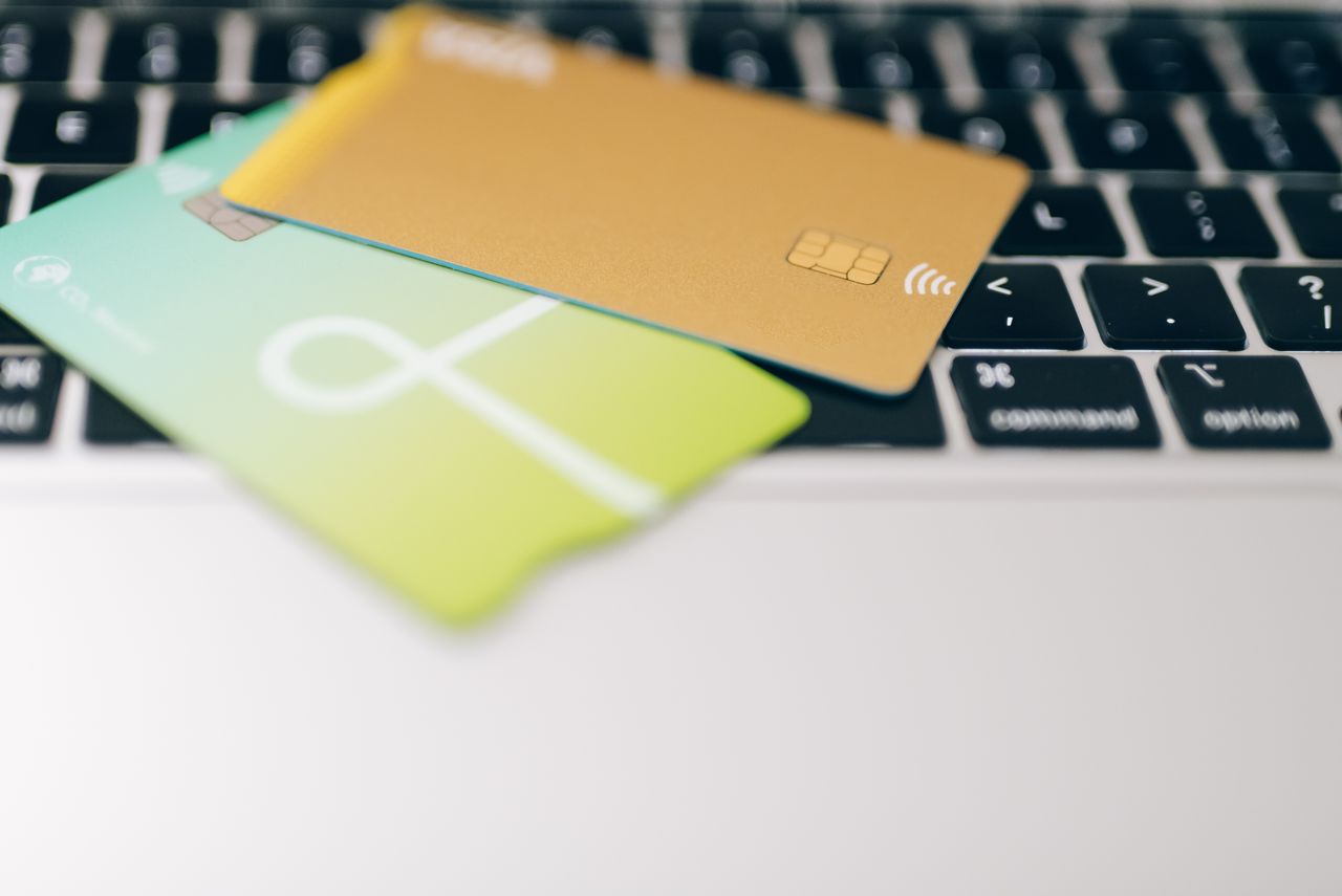 Carte Bancaire Pro : Comparer les Avantages selon Votre Profil en 2026