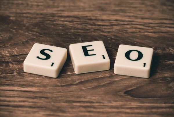 rédacteur web SEO freelance vivre-Entrepreneur Anonyme Stratégie des Fractales